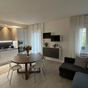 Casa Veronica Nel Cuore Di Apartment Padua