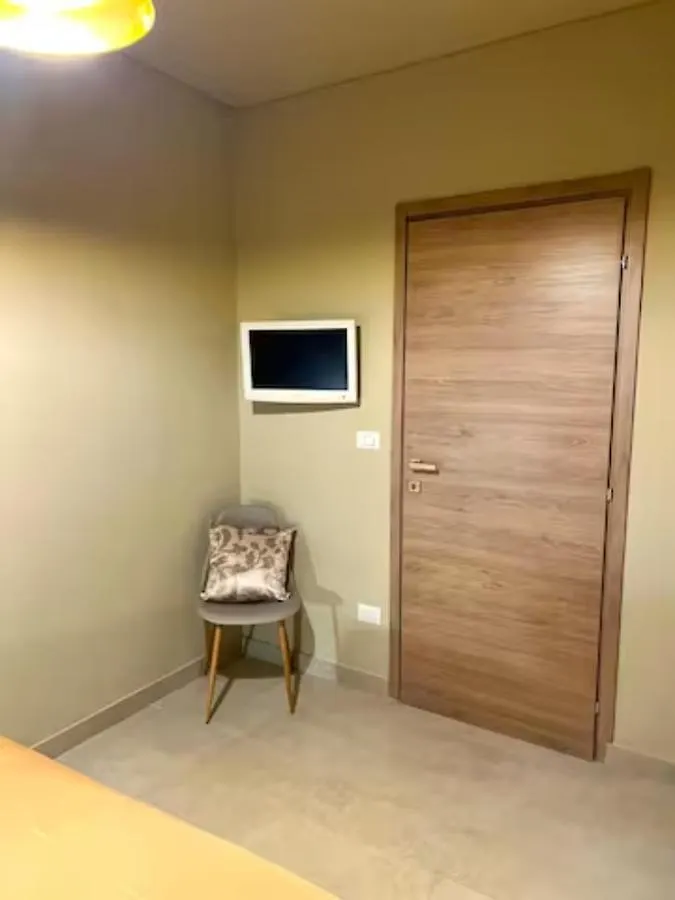 Lido Galeazzi Giant Pool Apartment Sirmione